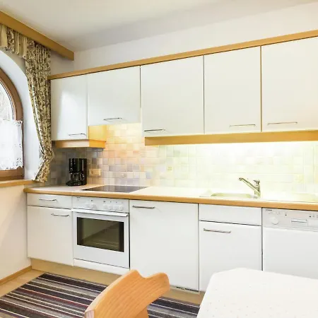 Beautiful Apartment In Kampl With Garden *